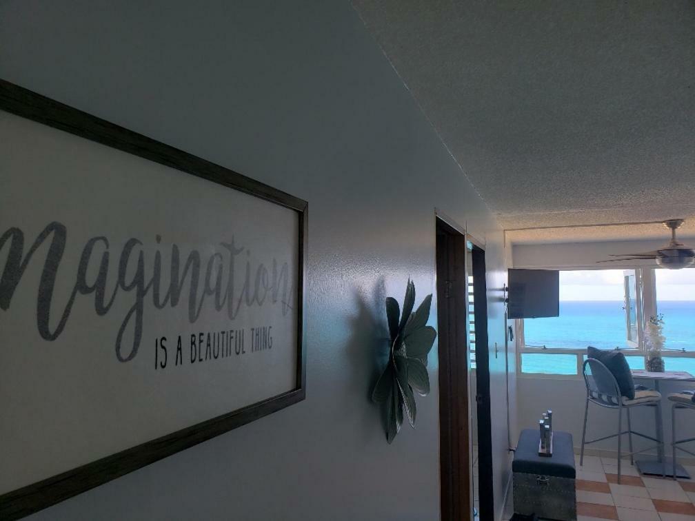 Breezy Beachfront Property With View Of Paradise Luquillo Zewnętrze zdjęcie