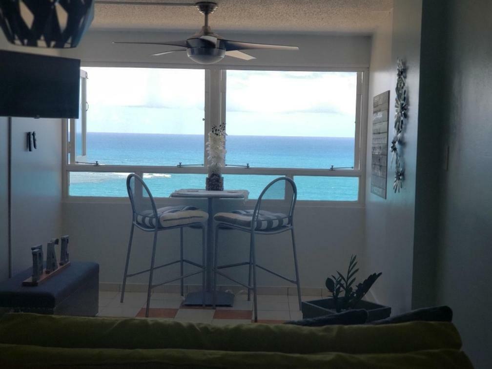 Breezy Beachfront Property With View Of Paradise Luquillo Zewnętrze zdjęcie